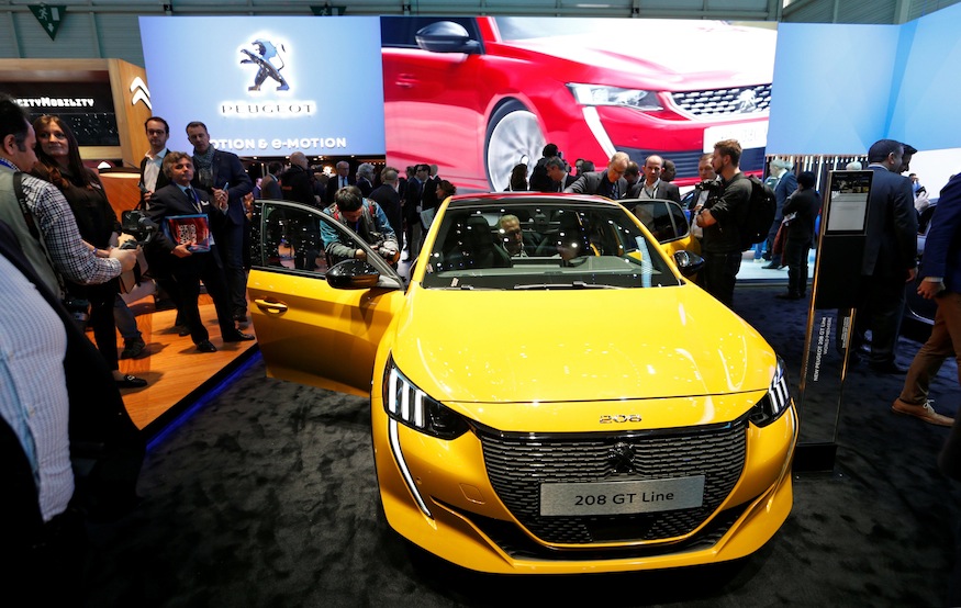 2019-03-05T102745Z_212342226_RC14C5DA2190_RTRMADP_3_AUTOSHOW-GENEVA