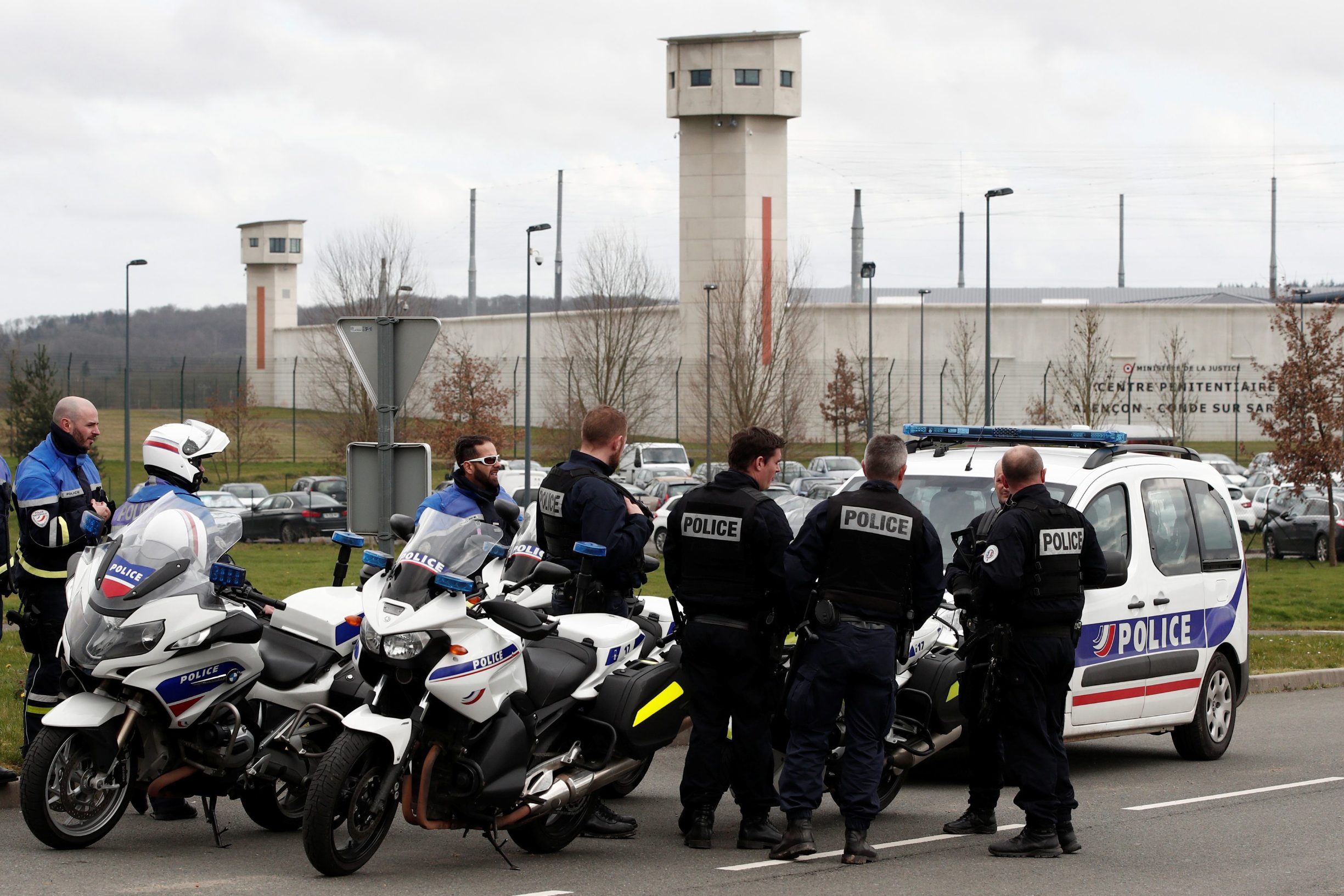 2019-03-05T145728Z_568736404_RC1800D39510_RTRMADP_3_FRANCE-SECURITY