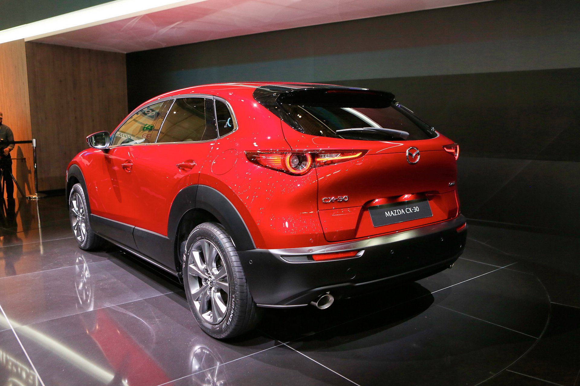 cbd9628d-mazda-cx-30-unveiled-geneva-9
