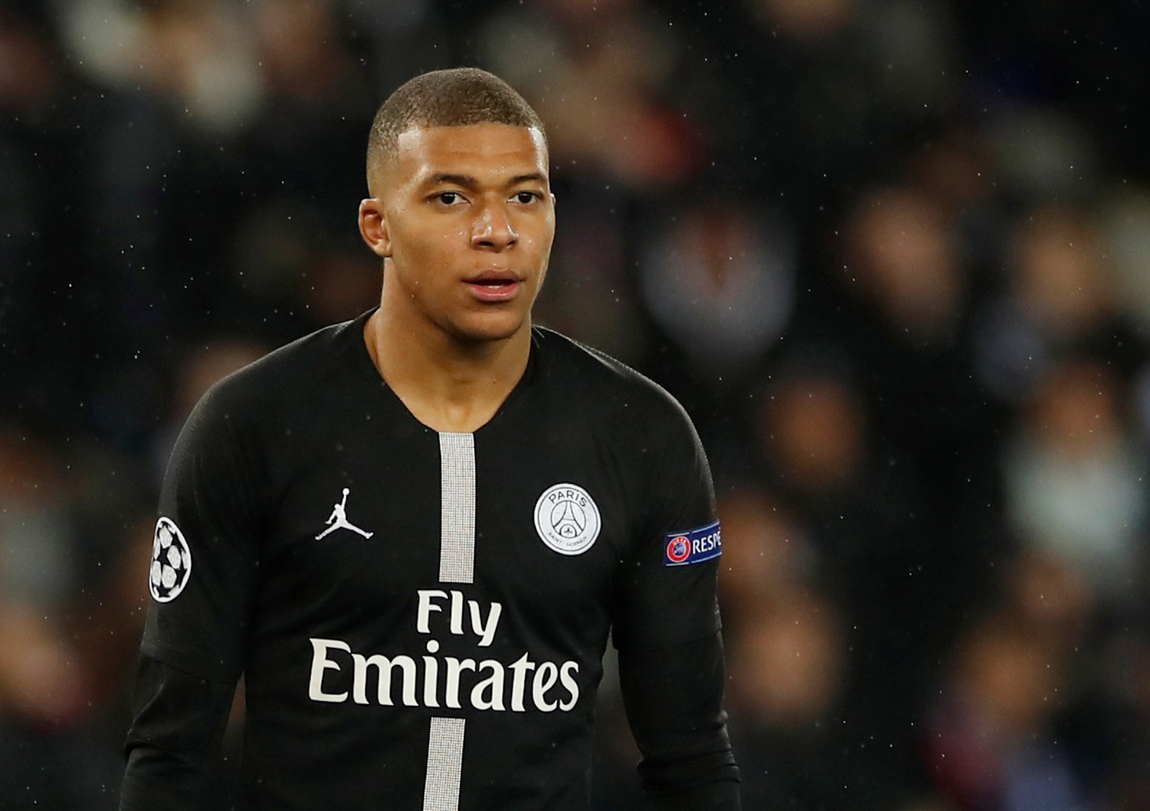 2019-03-06T211204Z_1642089994_RC1F0BF39EF0_RTRMADP_3_SOCCER-CHAMPIONS-PSG-MUN