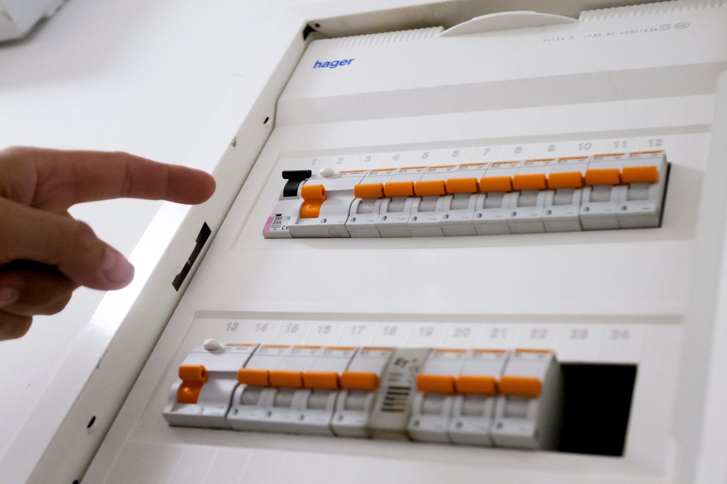 prekidac_struja_kucni_popravci42-021018