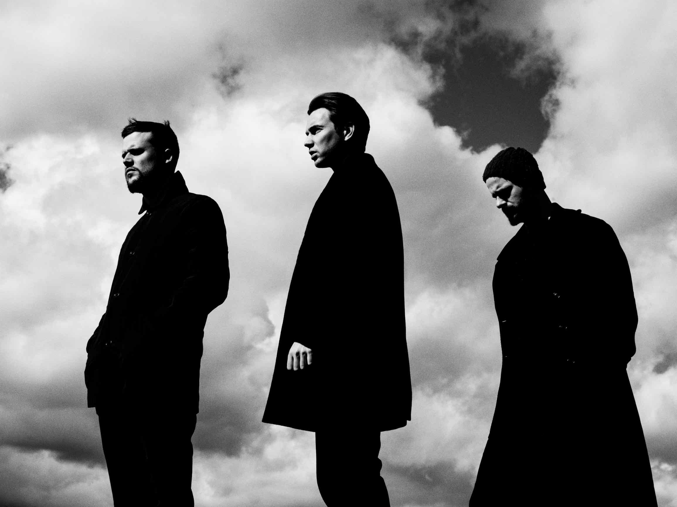 White Lies (Harry McVeigh, Jack Lawrence-Brown i Charles Cave)