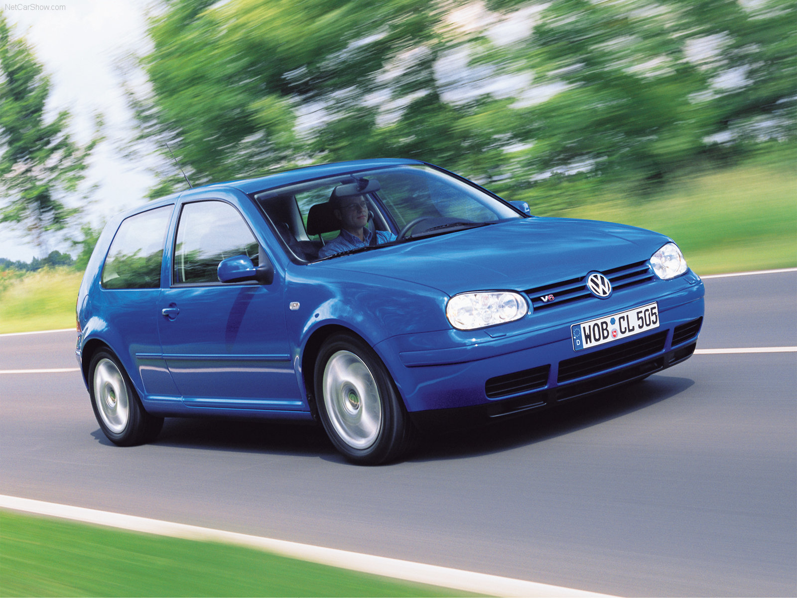 Volkswagen-Golf_IV-1997-1600-01