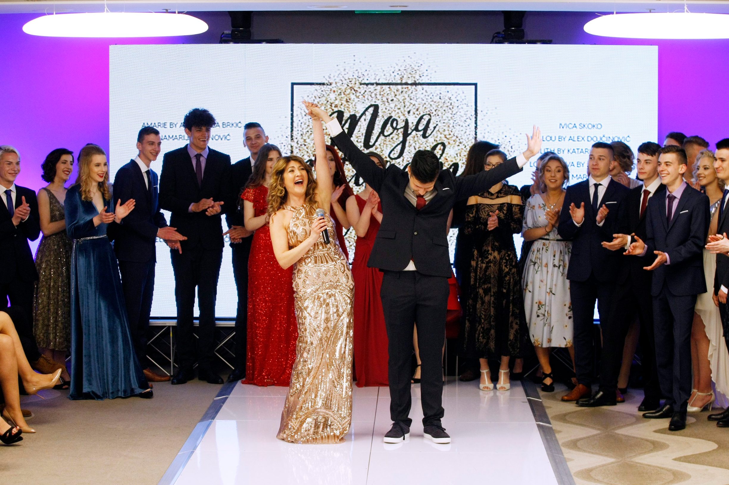 zaklada_revija36-110419