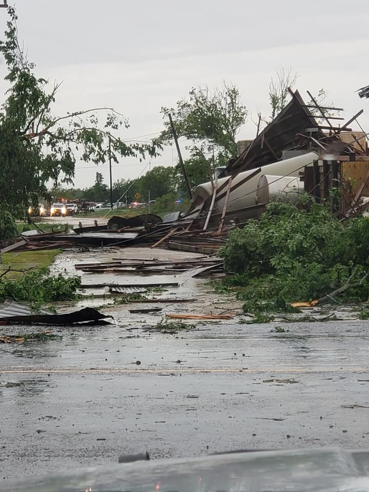 2019-04-14T024226Z_1707415534_RC1DB57CB760_RTRMADP_3_USA-WEATHER-TORNADO