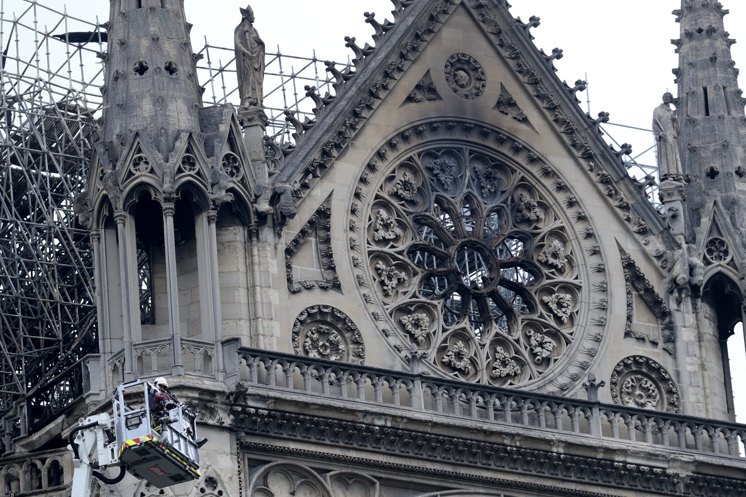 2019-04-16T073827Z_1762773169_RC19B88F19E0_RTRMADP_3_FRANCE-NOTREDAME