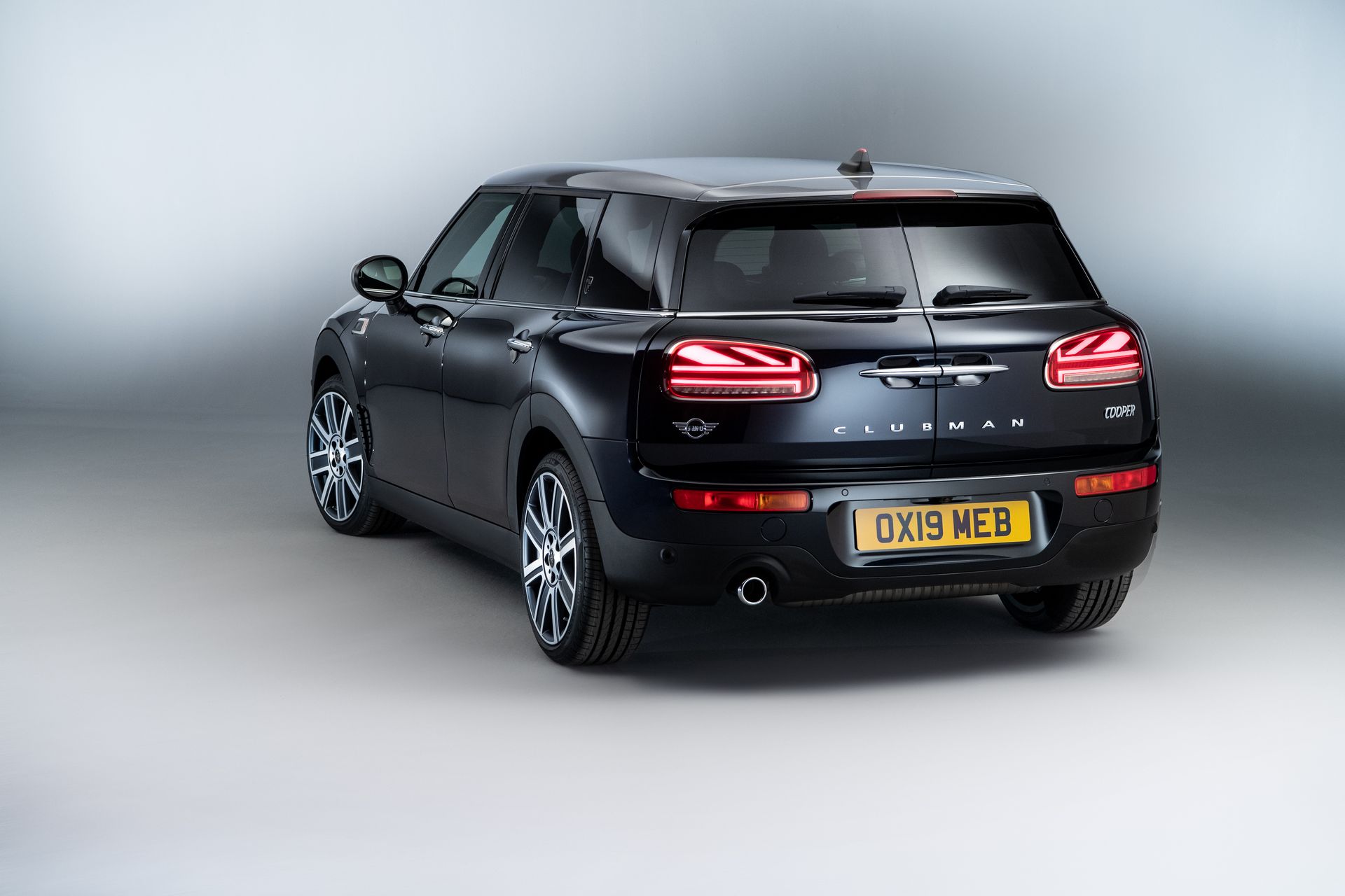 0a1bccec-2020-mini-clubman-18