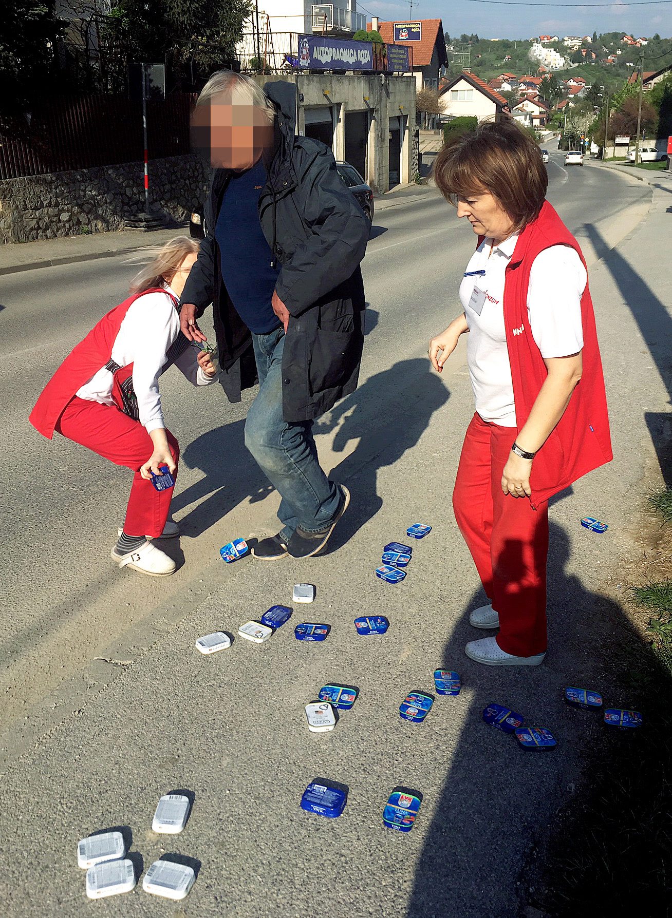 konzum_konzerve1-160419