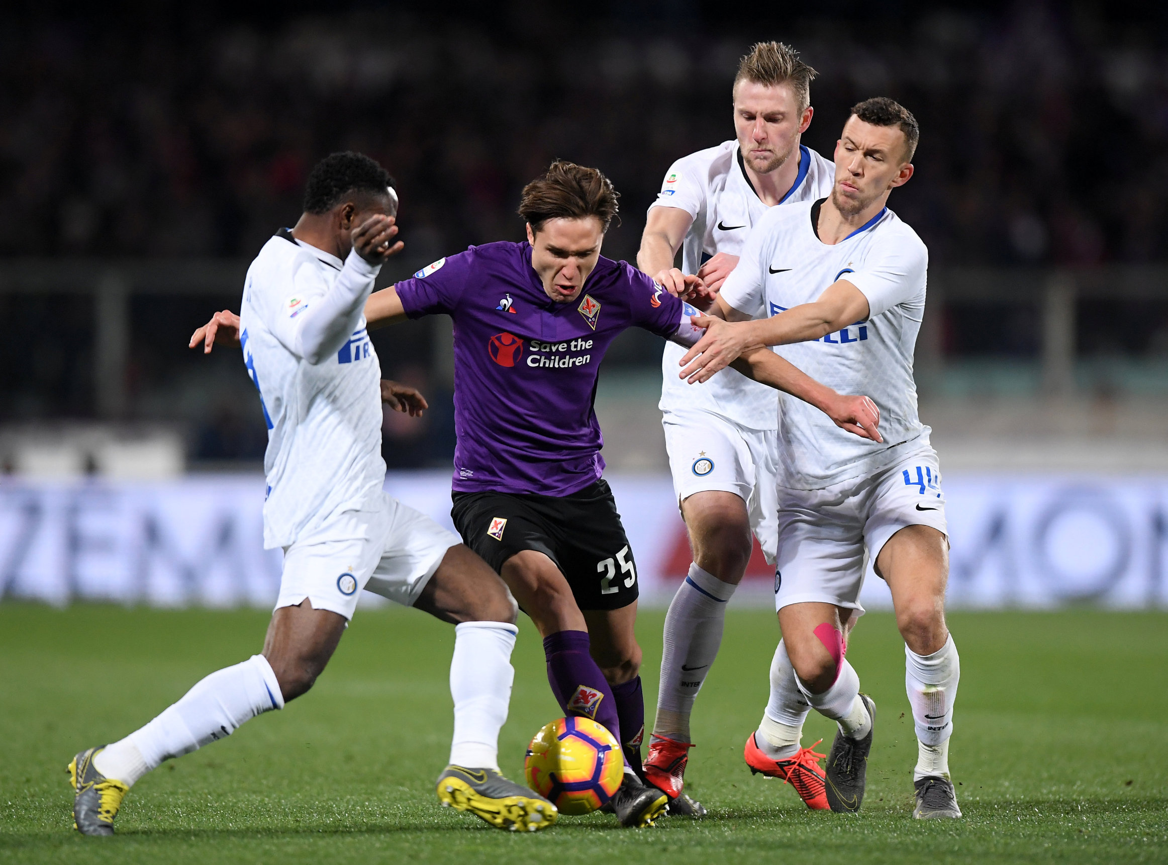 2019-02-24T210119Z_928819543_RC139CDDC8E0_RTRMADP_3_SOCCER-ITALY-FIO-INT