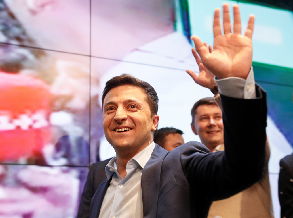 2019-04-21T172648Z_1315091656_RC1D1986B430_RTRMADP_3_UKRAINE-ELECTION-ZELENSKIY-REAX