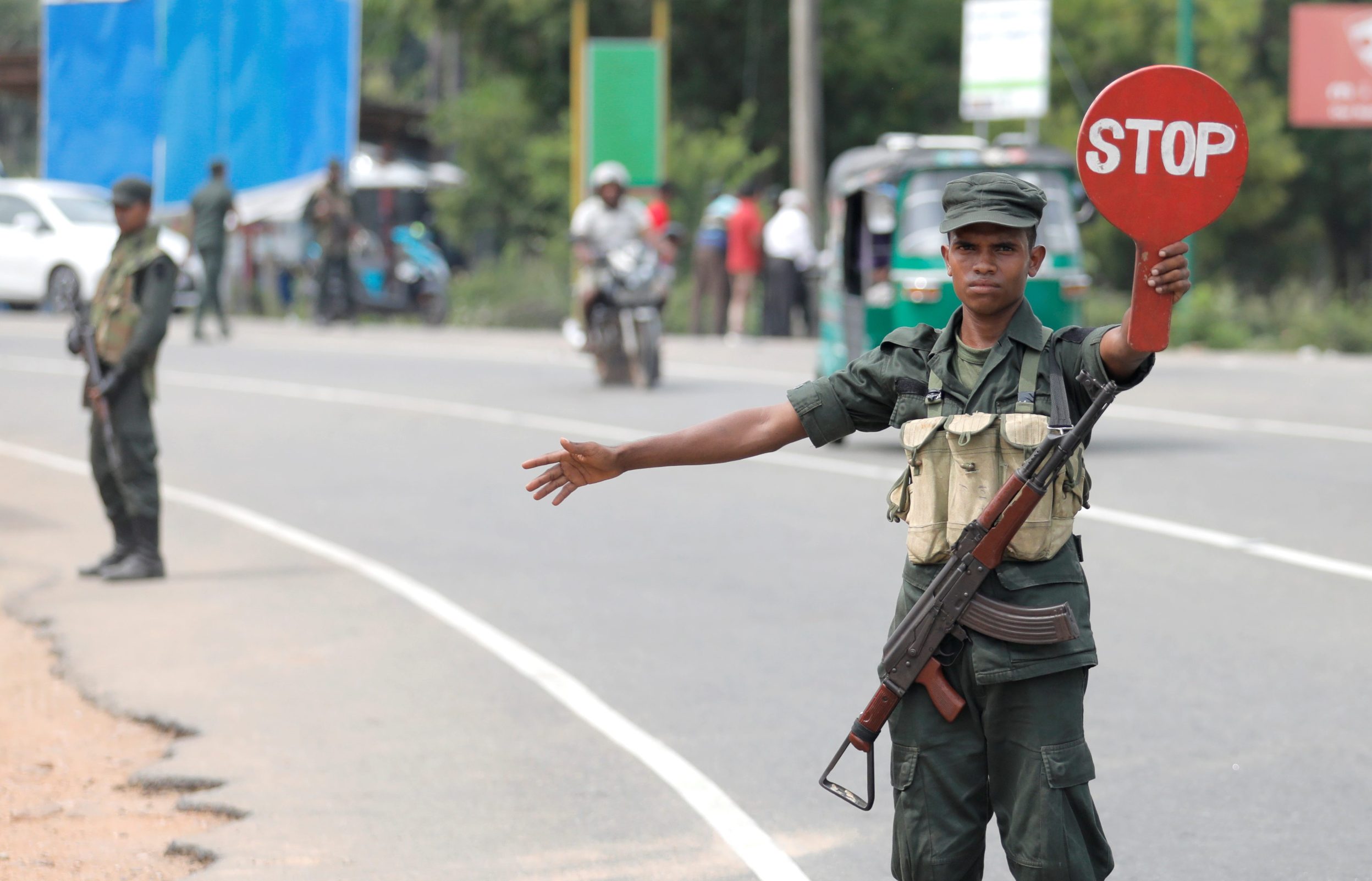 2019-04-28T075400Z_1900791597_RC11D66AA2E0_RTRMADP_3_SRI-LANKA-BLASTS