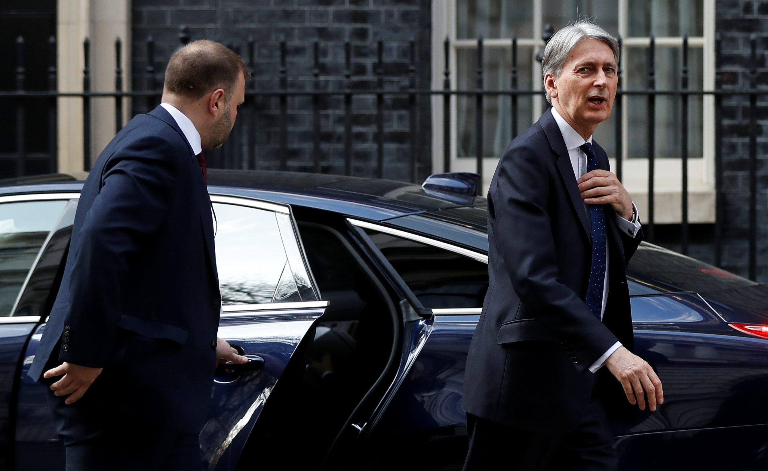 2019-04-01T161916Z_28332140_RC1A87CD5500_RTRMADP_3_BRITAIN-EU