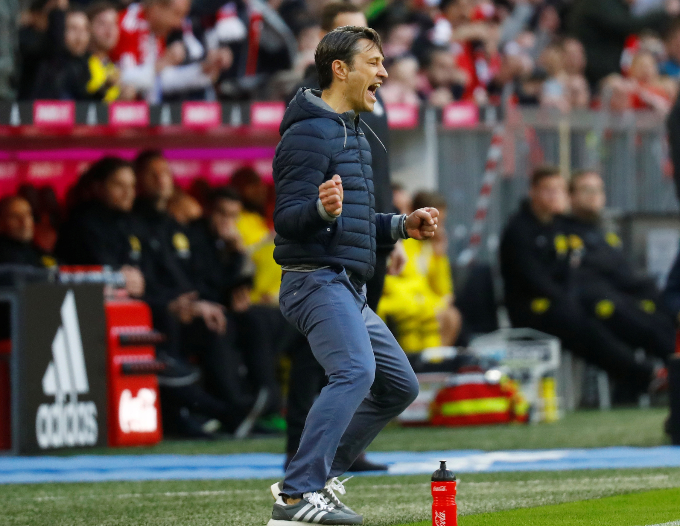 2019-04-06T171655Z_870727520_RC1CFCB9B460_RTRMADP_3_SOCCER-GERMANY-BAY-DOR