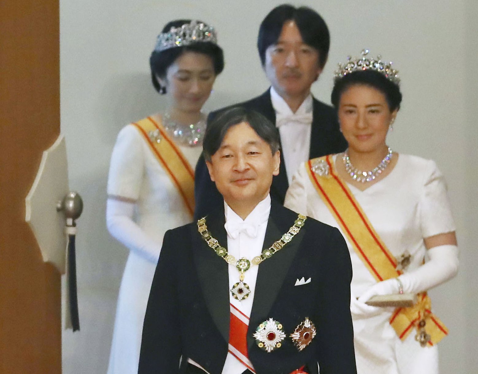 Car Naruhito, carica Masako, princ Akishino i princeza Kiko