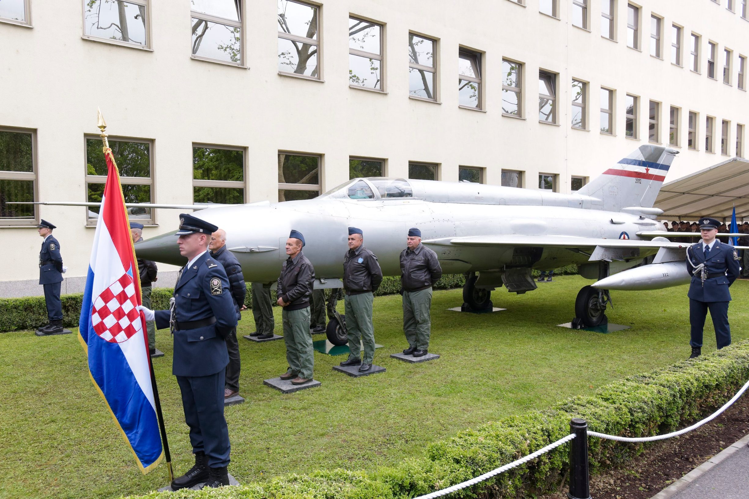 Svečano otkriven Perešinov vojni zrakoplov MIG-21