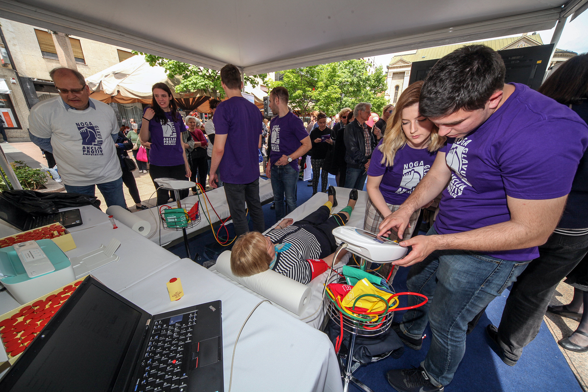 Organizatori akcije Grad Zagreb i udruga HEVI izuzetno su zadovoljni velikim odjekom koji je akcija “Noga glavu čuva“ polučila među građanima.