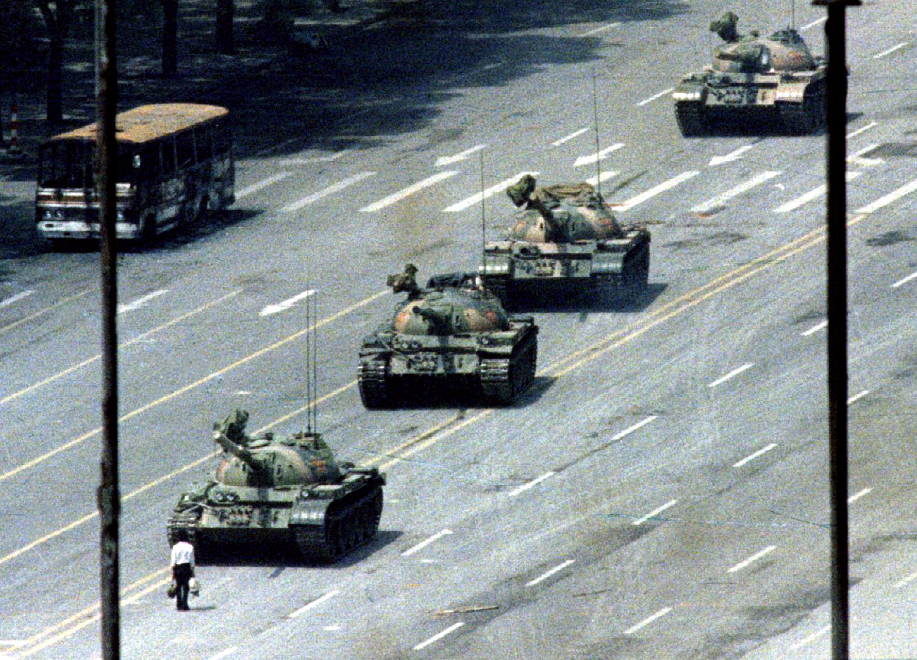 Kultna fotografija prosvjednika koji je stao ispred tenka na trgu Tiananmen 1989. godine