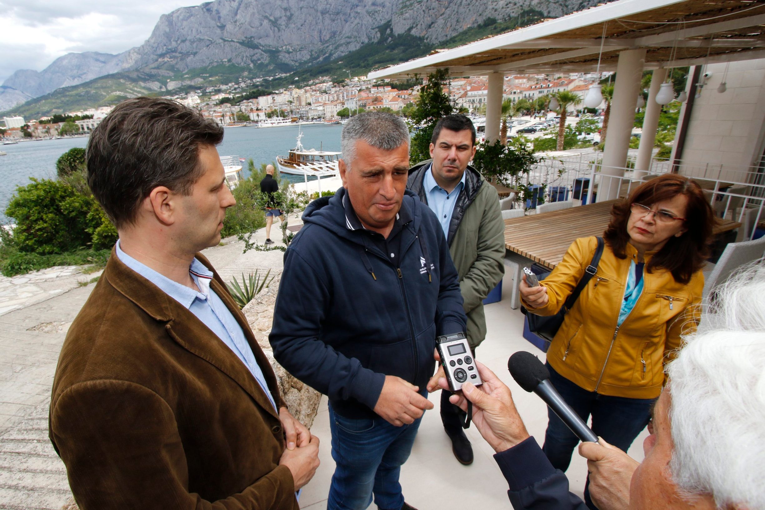 Lideri Mosta Božo Petrov, Miro Bulj i Nikola Grmoja
