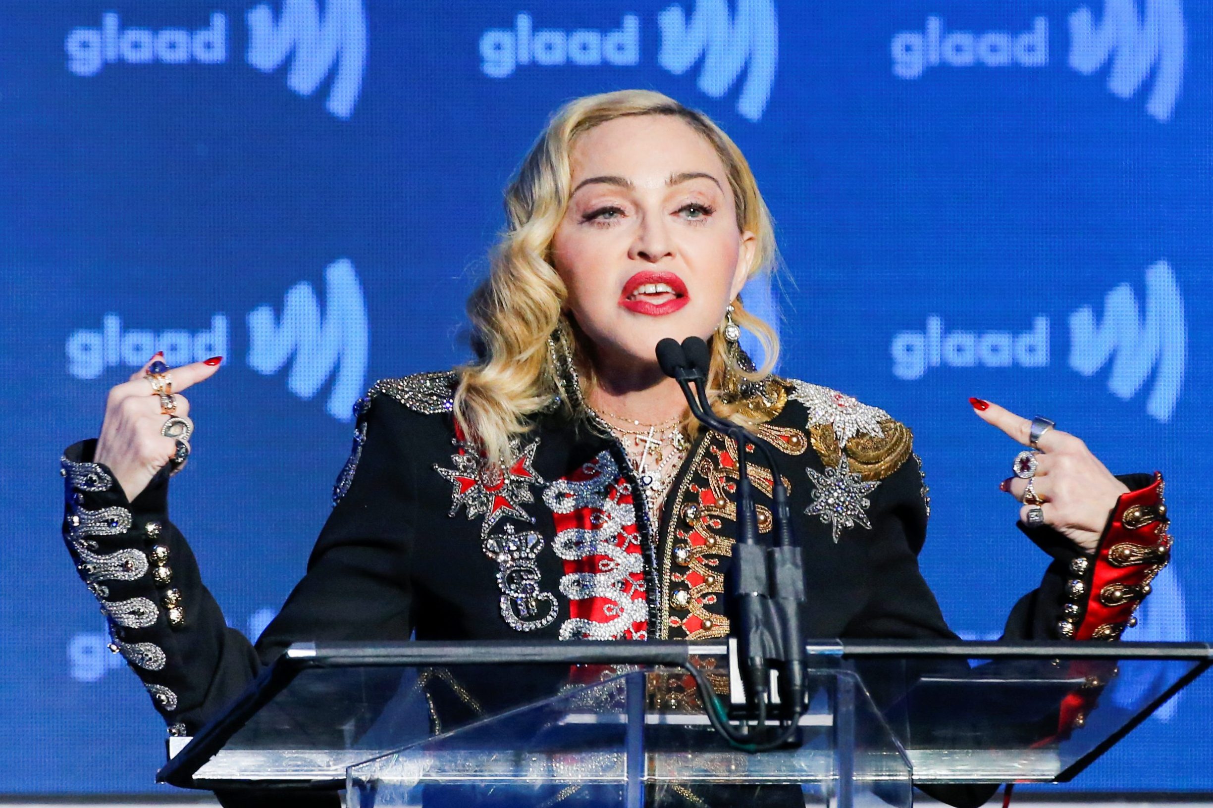2019-05-05T023157Z_167322750_RC1D62A710D0_RTRMADP_3_AWARDS-GLAAD-MADONNA