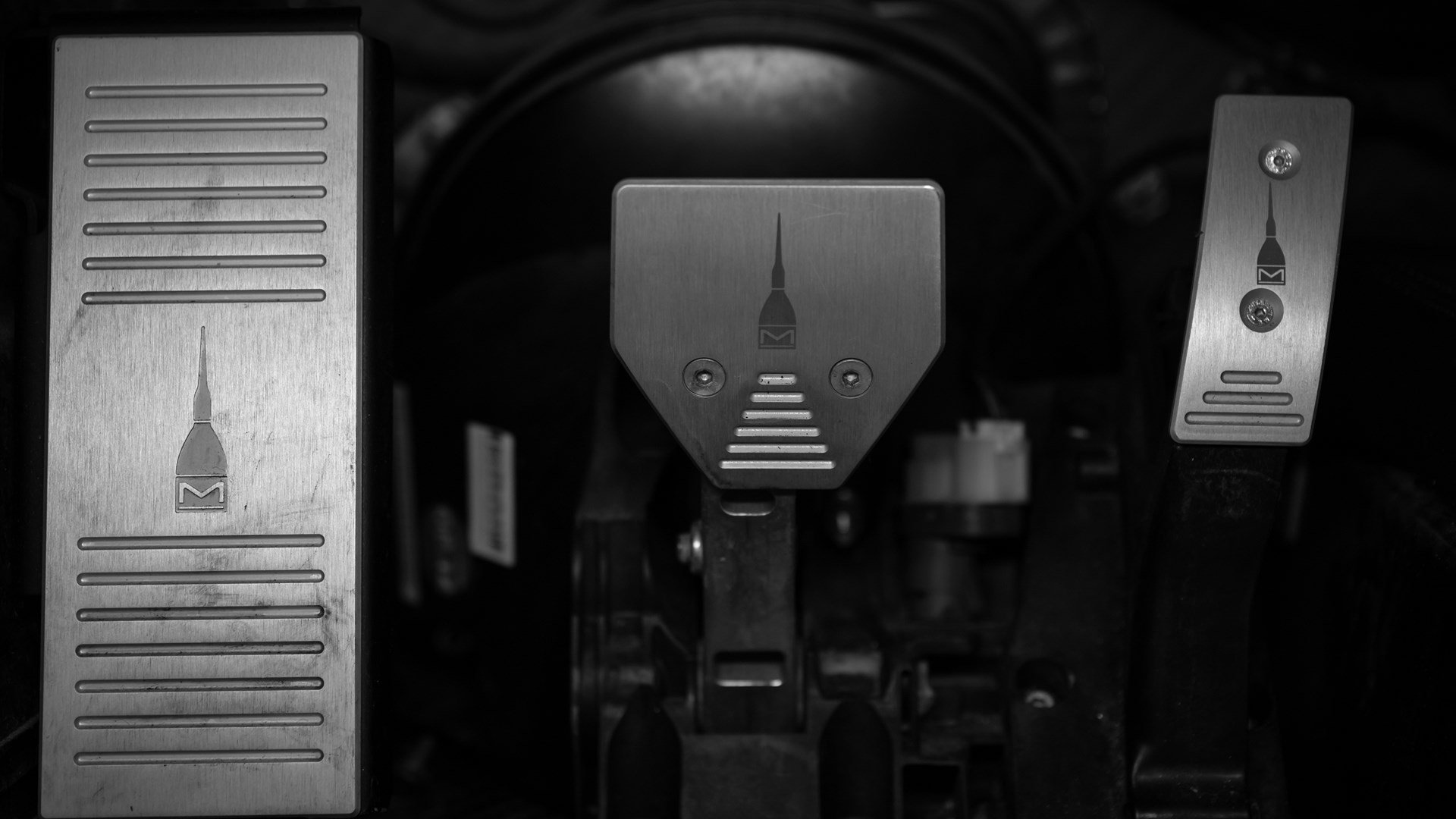 035a59ff-alfa-romeo-001-up-design-2