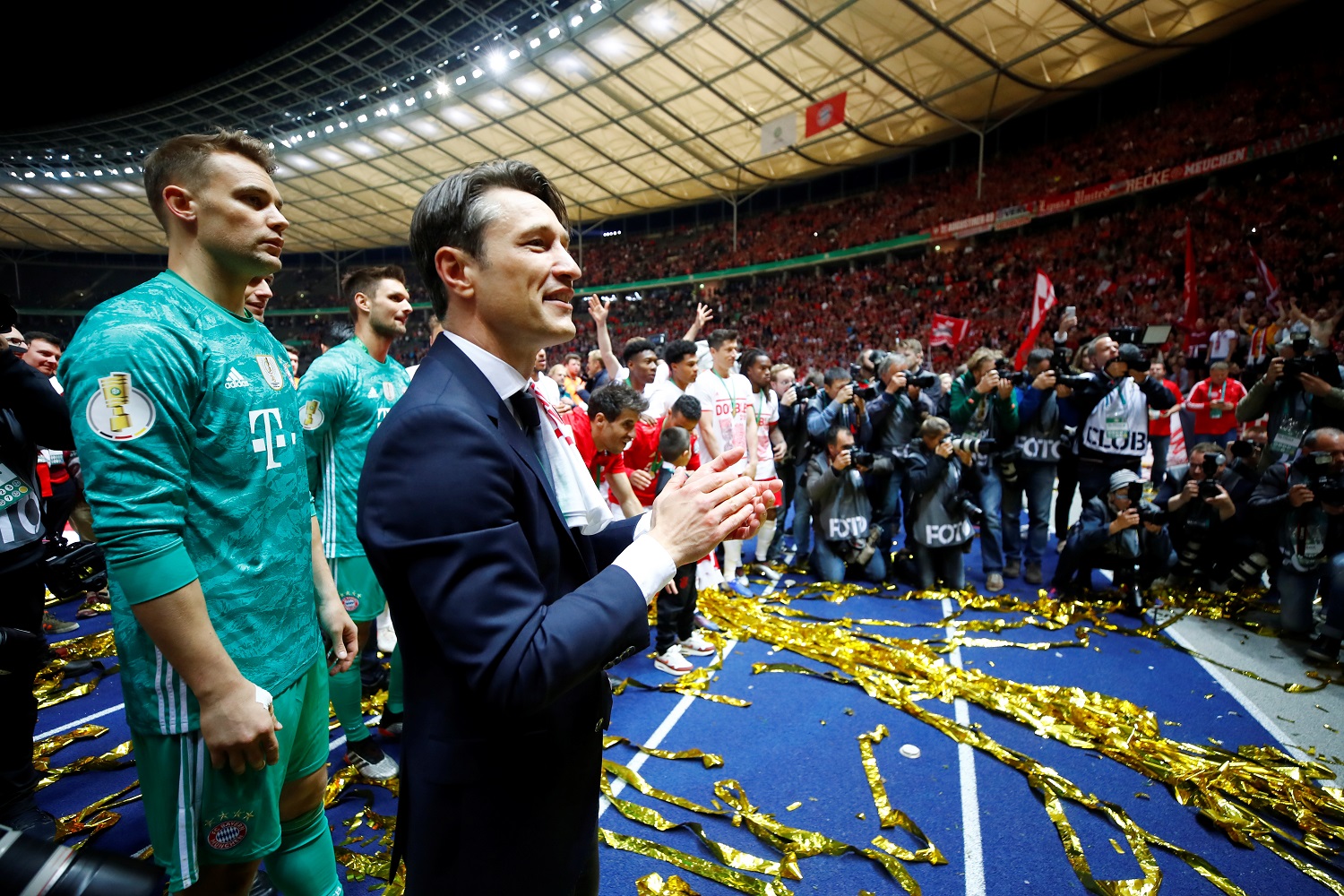 Niko Kovač Manuel Neuer Bayern finale kup slavlje foto