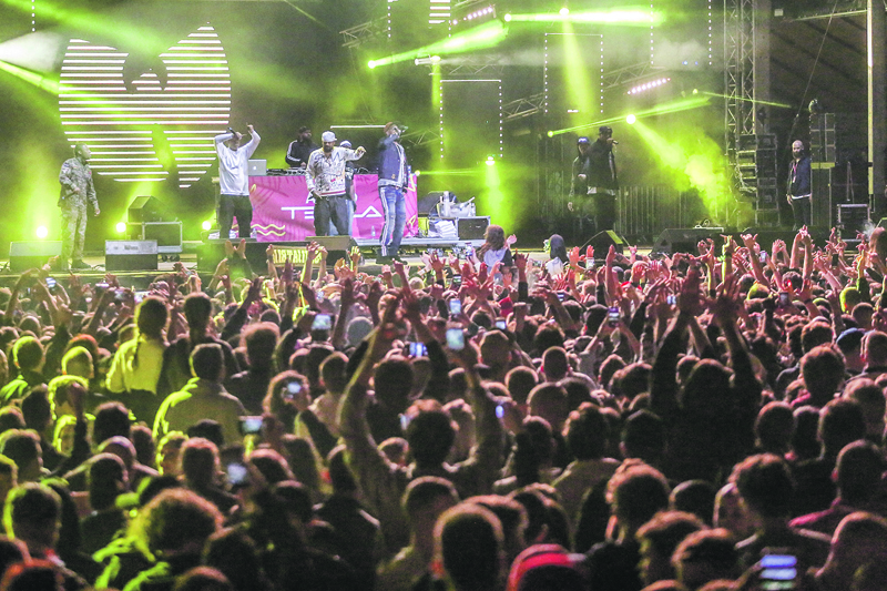 244080-313445-sea_star71-260519_1