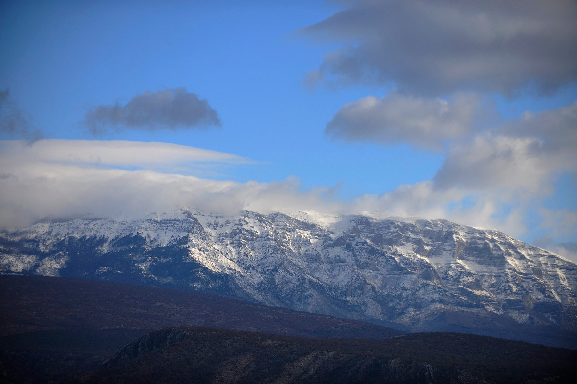 pogled na Dinaru s Kninske tvrđave, arhivska fotografija