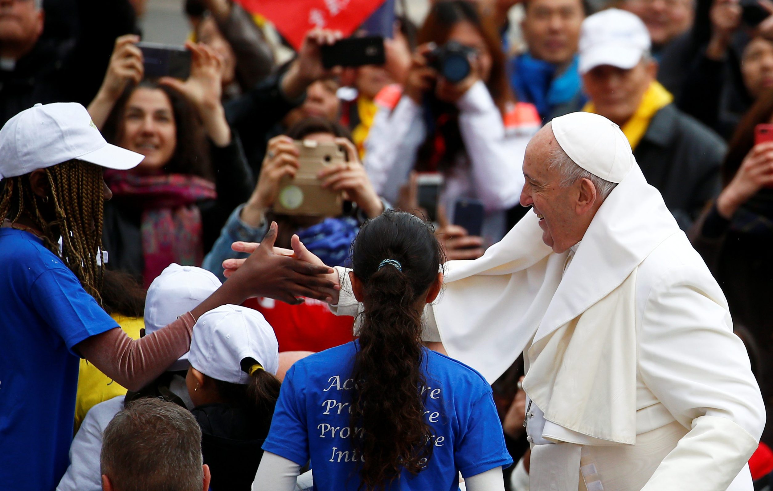 2019-05-15T073751Z_424568642_RC1D307B74A0_RTRMADP_3_POPE-GENERALAUDIENCE