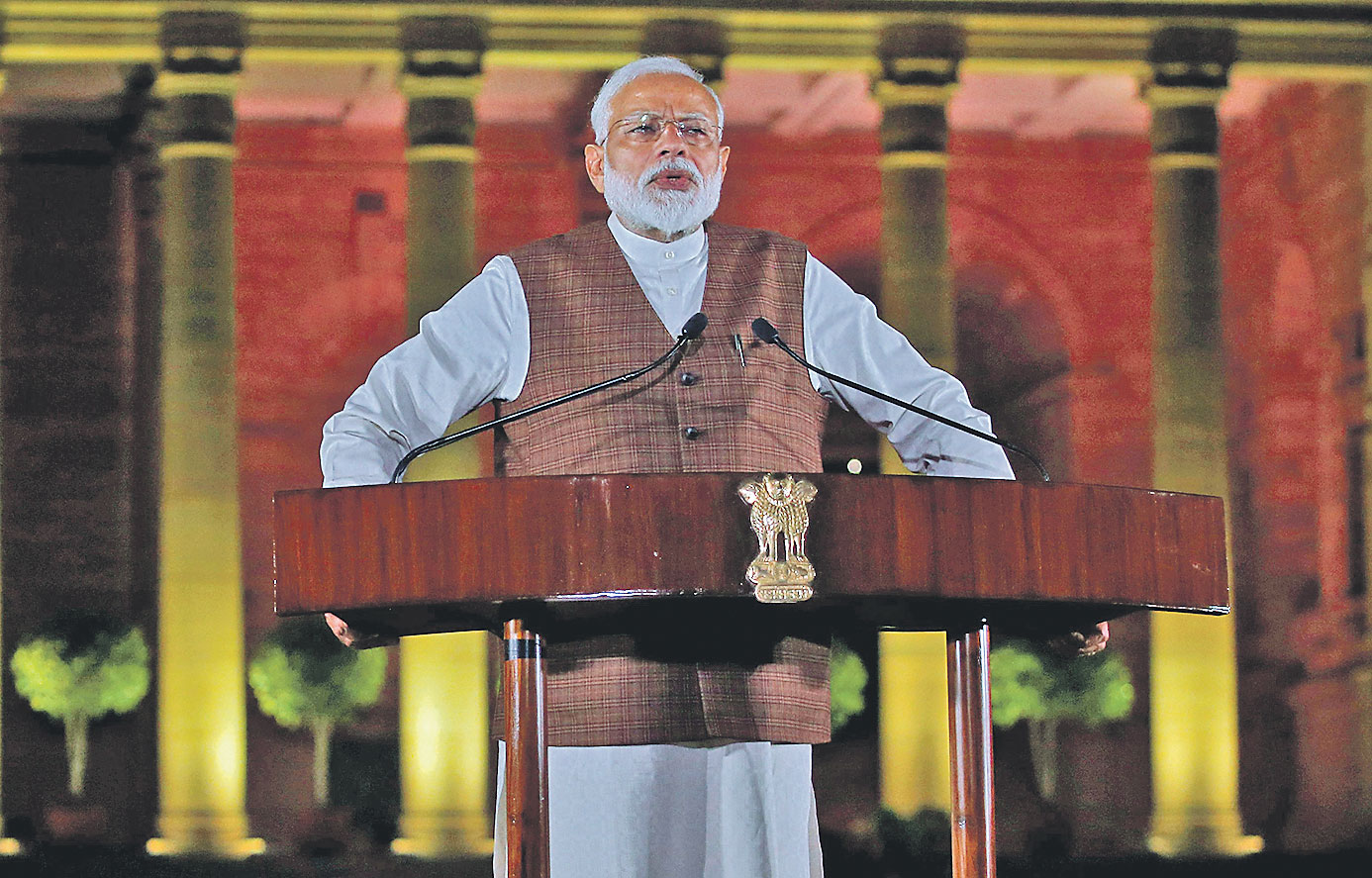 Narendra Modi bio je premijer indijske savezne države Gudžarat 2002. kad je masakrirano oko 2000 muslimana