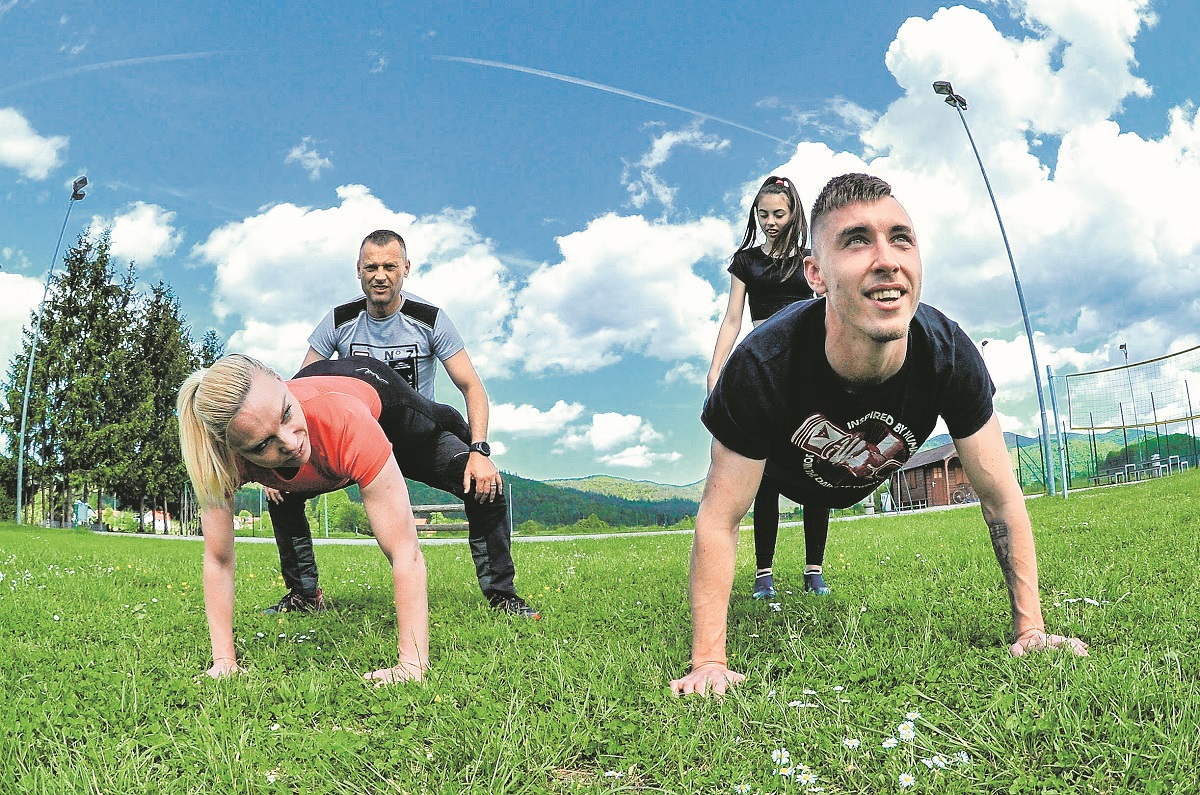 244320-313719-obitelj_podobnik2-240519_1