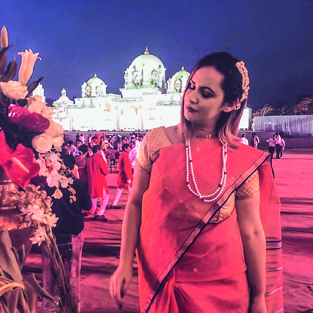 Gošće iz Europe za svadbu su dobile sarije 