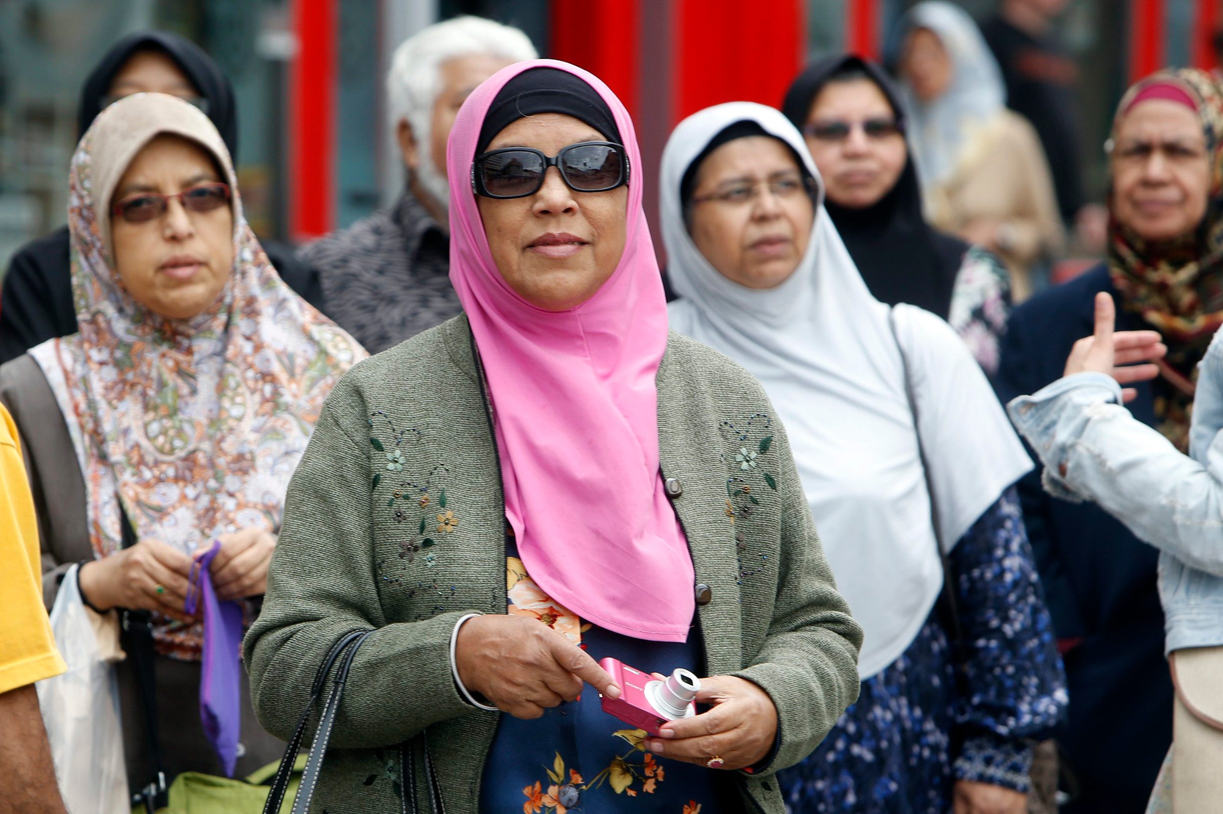 Ilustracija: malezijski turisti