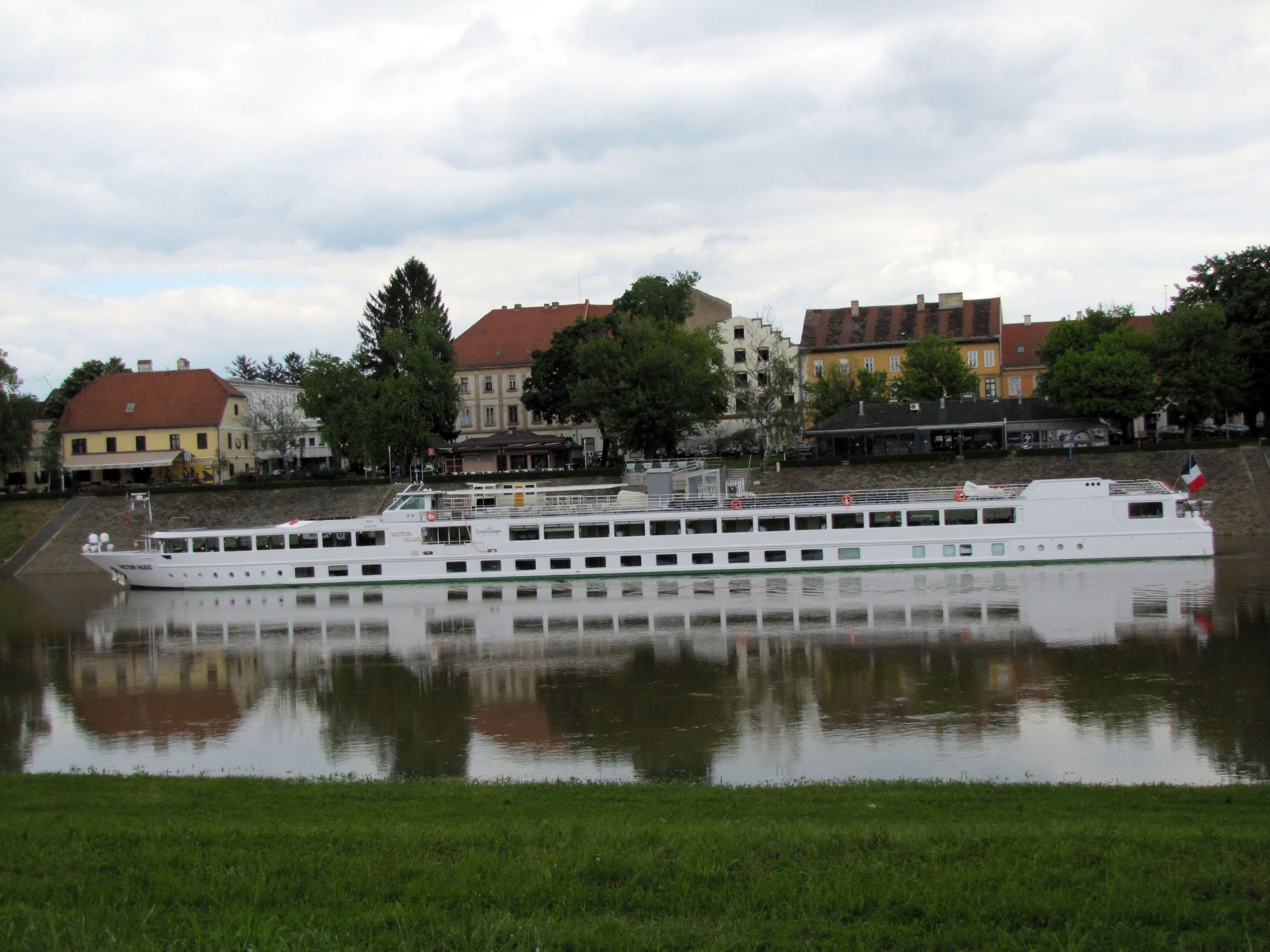 Sisak kruzer Victor Hugo2 070519