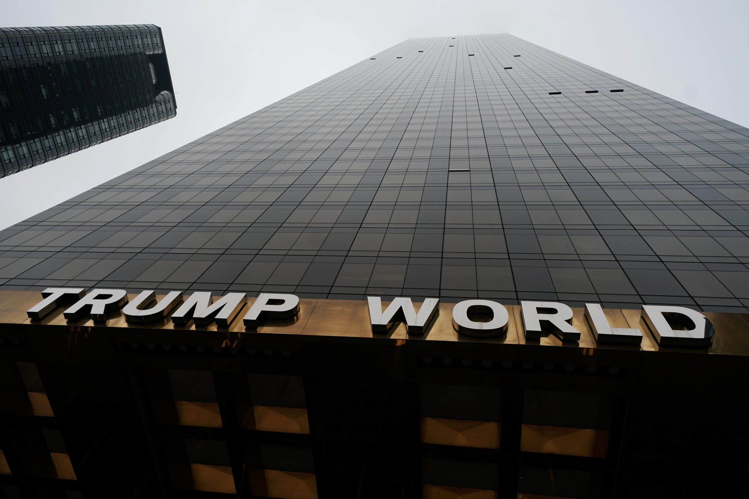 2019-04-30T170816Z_316505630_RC1845A68700_RTRMADP_3_USA-TRUMP-EMOLUMENTS