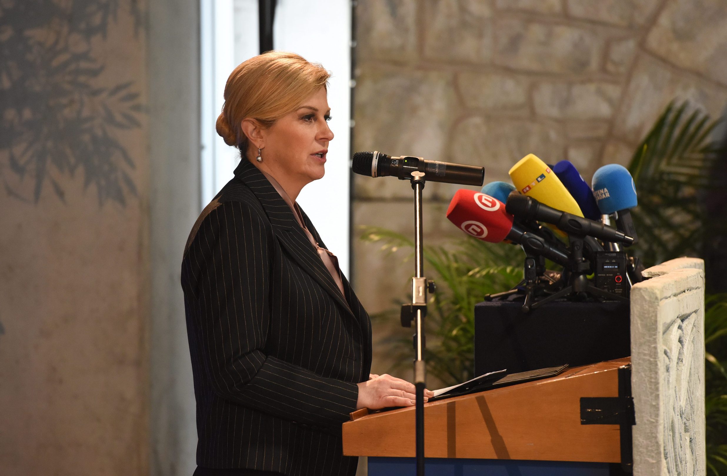 svecana_sjednica18-240419