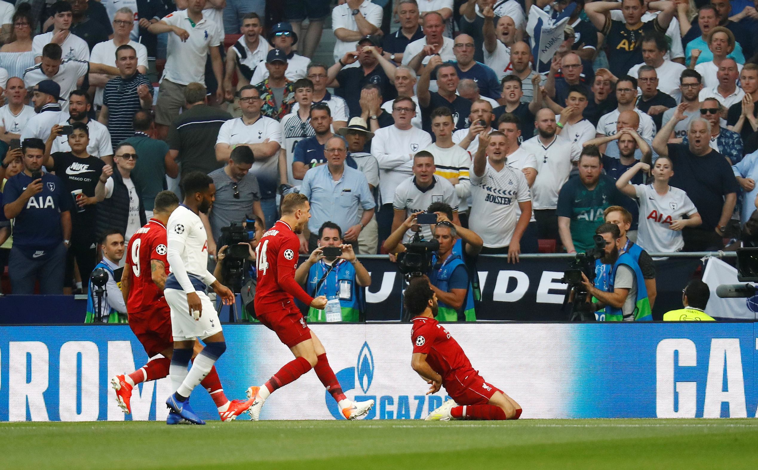 2019-06-01T190545Z_1569956232_RC1988D3BBE0_RTRMADP_3_SOCCER-CHAMPIONS-TOT-LIV