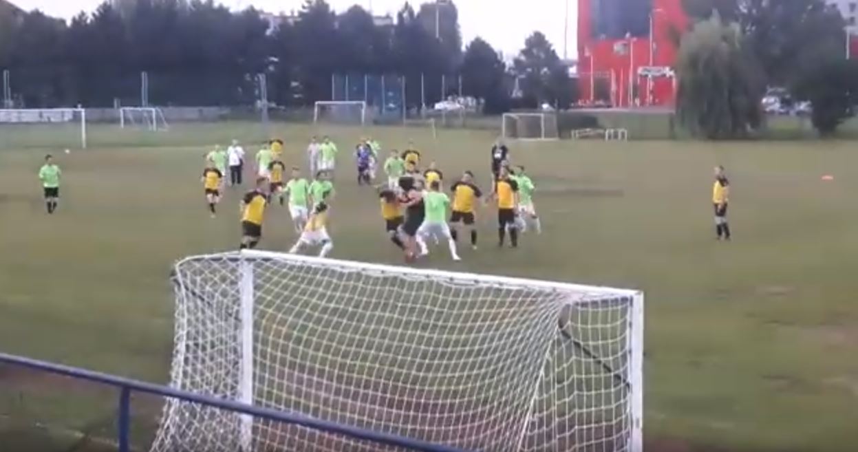 tučnjava nogometna utakmica