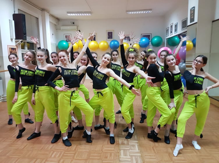 61885731_372740153585321_7434610809105285120_n