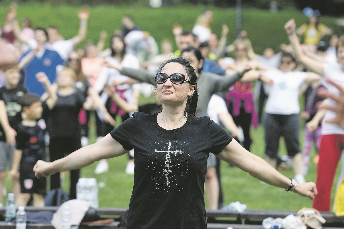 245254-314802-fit_katolik7-010619_1