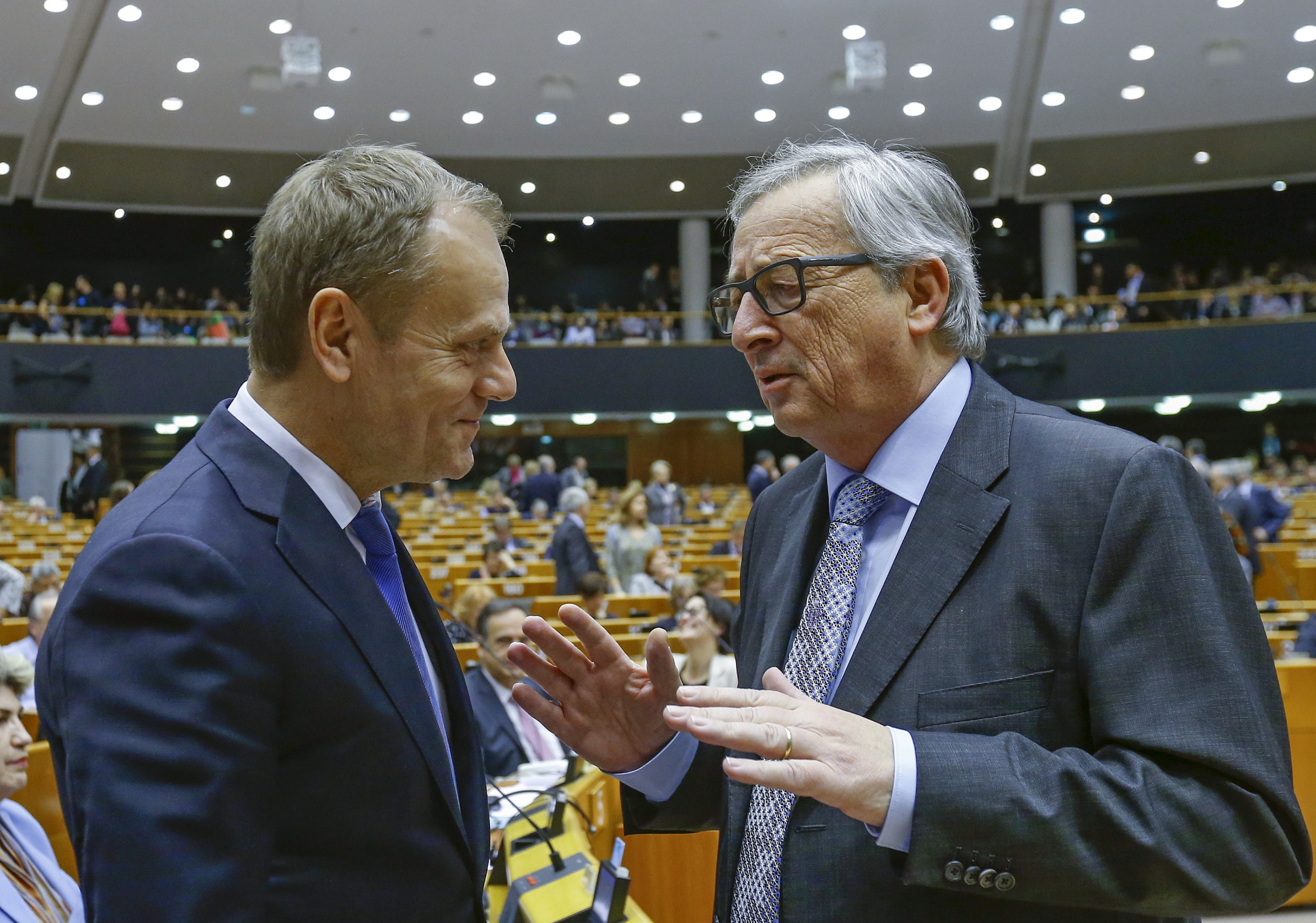 Predsjednik Europskog vijeća Donald Tusk (lijevo) i predsjednik Europske komisije Jean-Claude Juncker