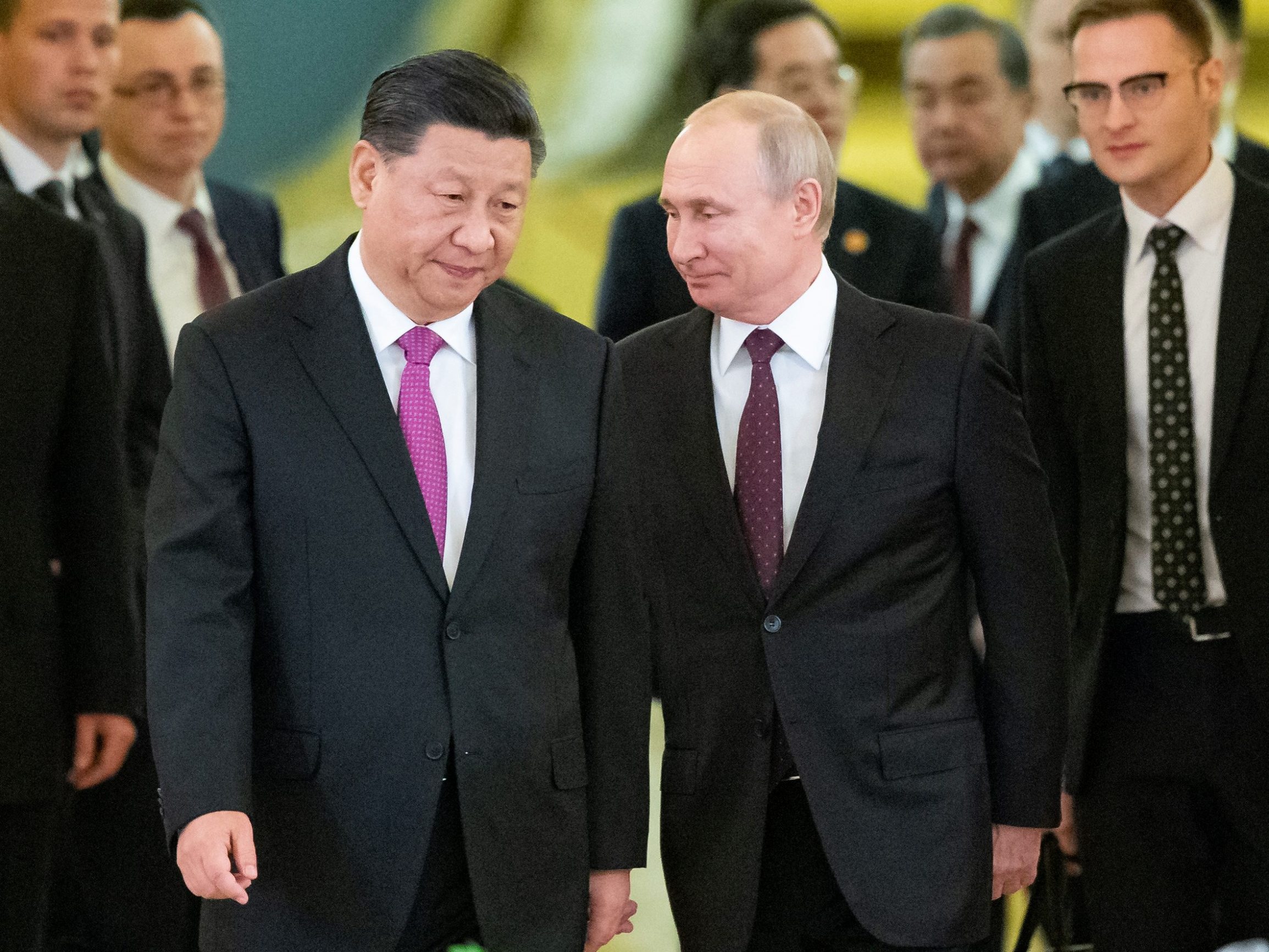2019-06-05T134310Z_1671756449_RC1C31AF4BA0_RTRMADP_3_RUSSIA-CHINA-PUTIN-XI