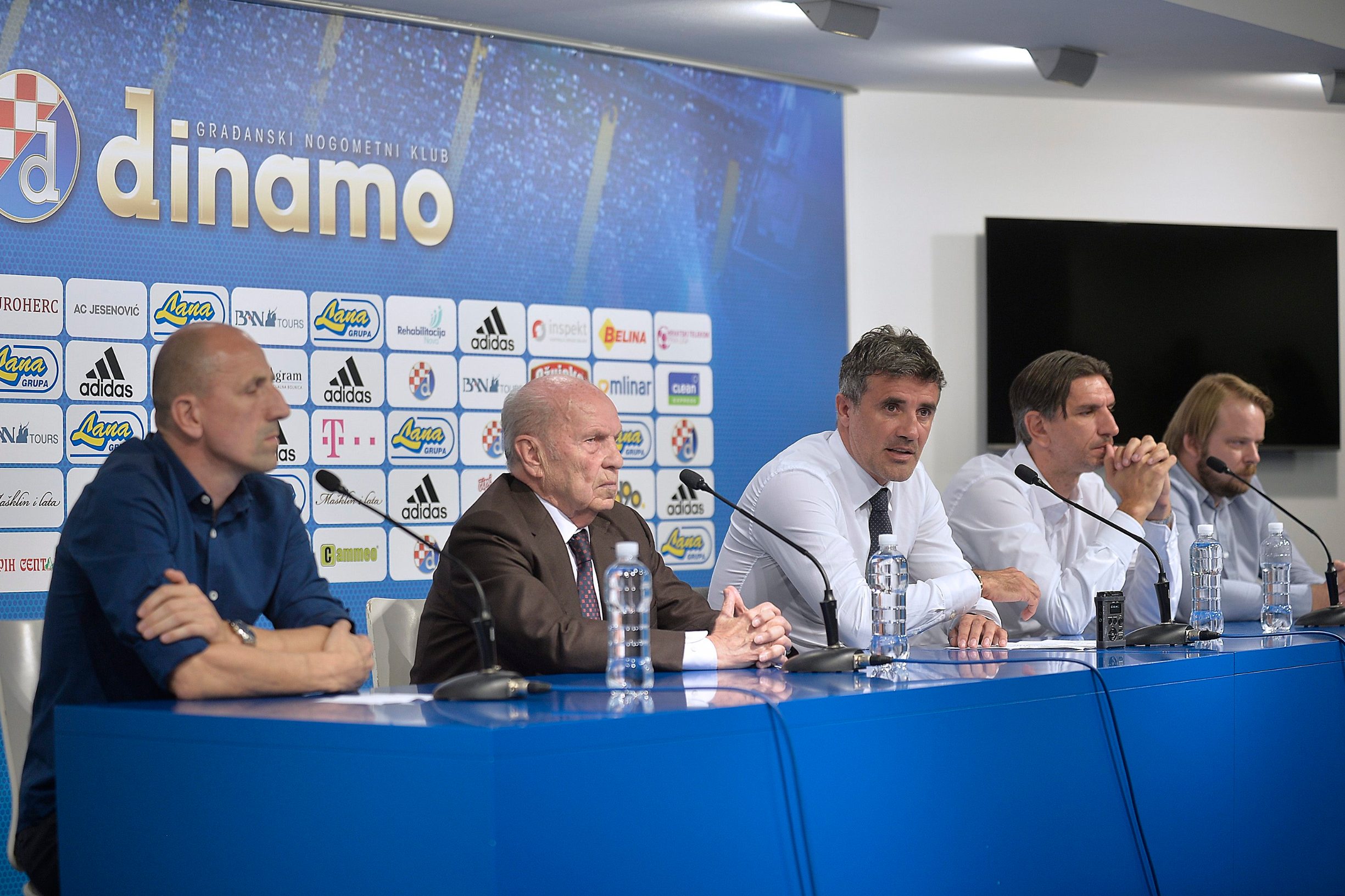 dinamo_press13-050619