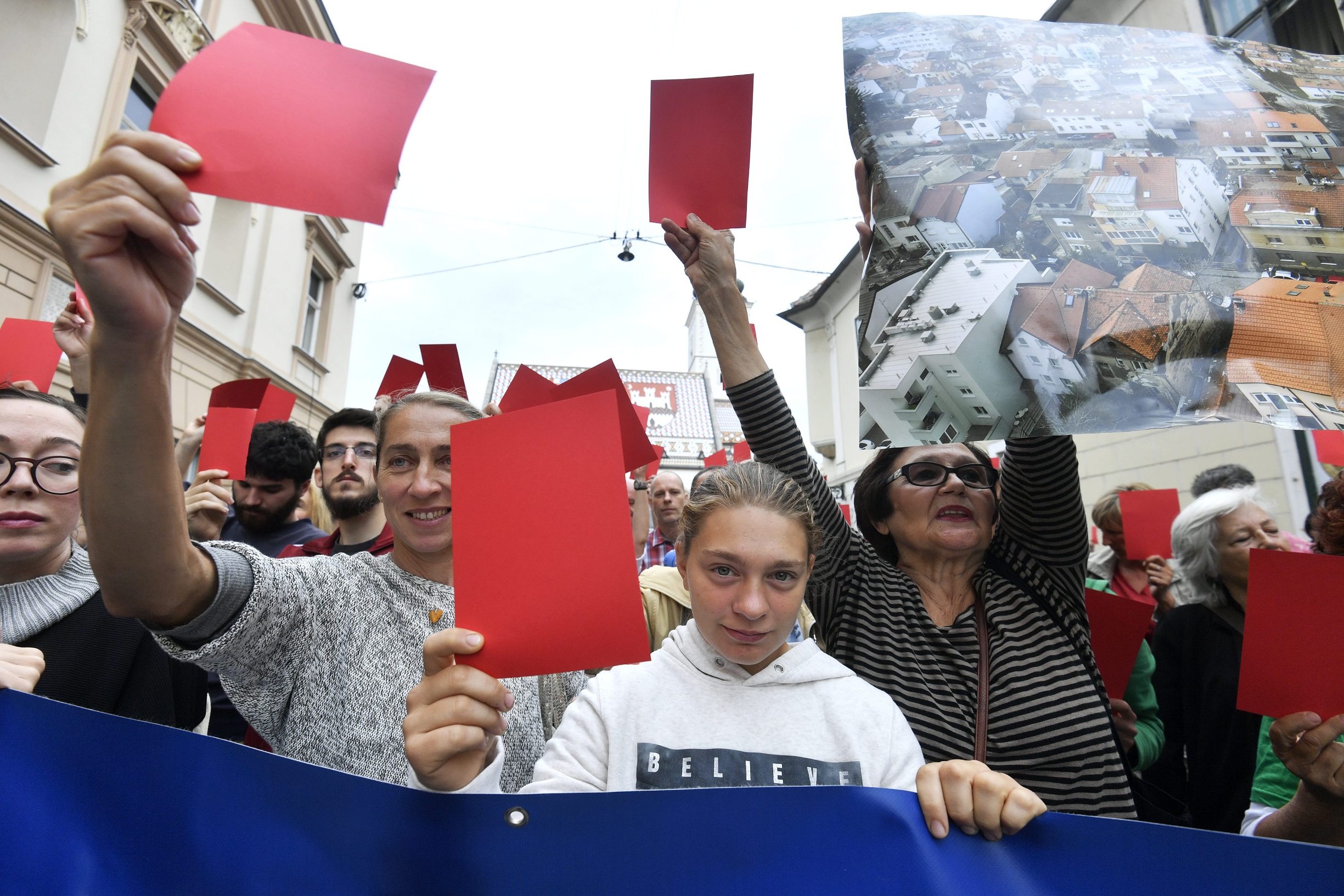 prosvjed_skupstina-100719