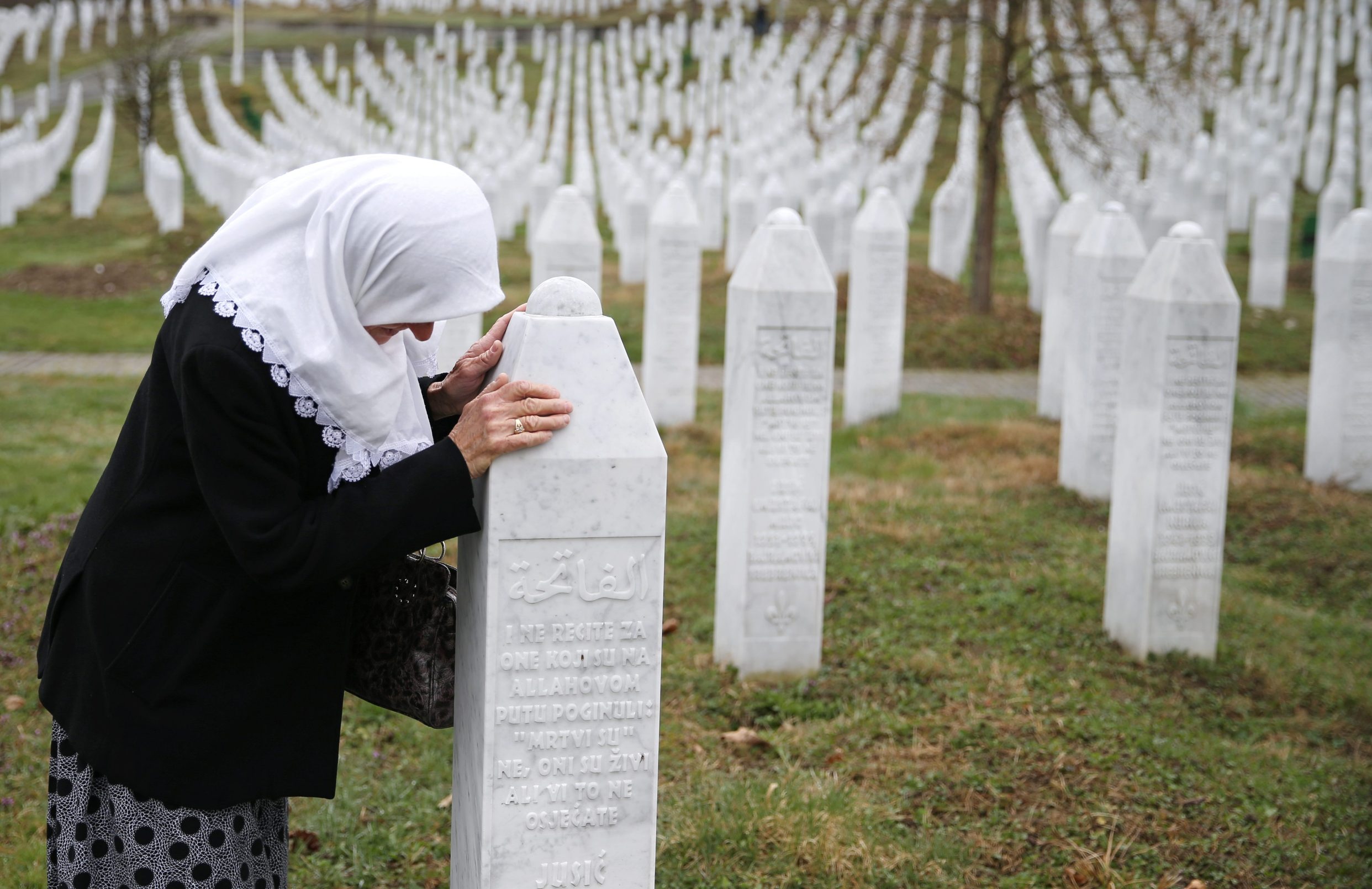 2019-03-20T113243Z_1153951913_RC11FA2561C0_RTRMADP_3_WARCRIMES-BOSNIA-KARADZIC-SREBRENICA