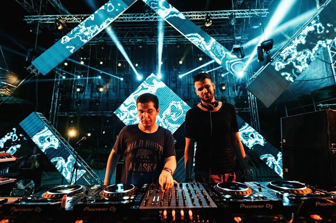 Forniva i Lawrence Klein