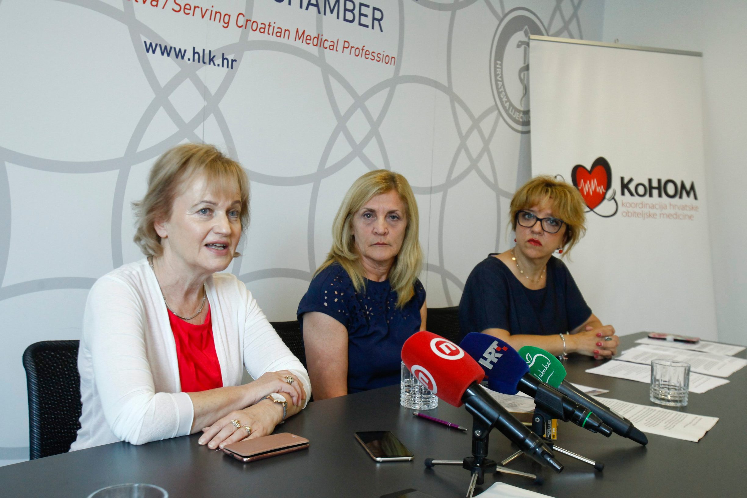 Ines Balint, Vikica Krolo, Nataša Ban Toskic.