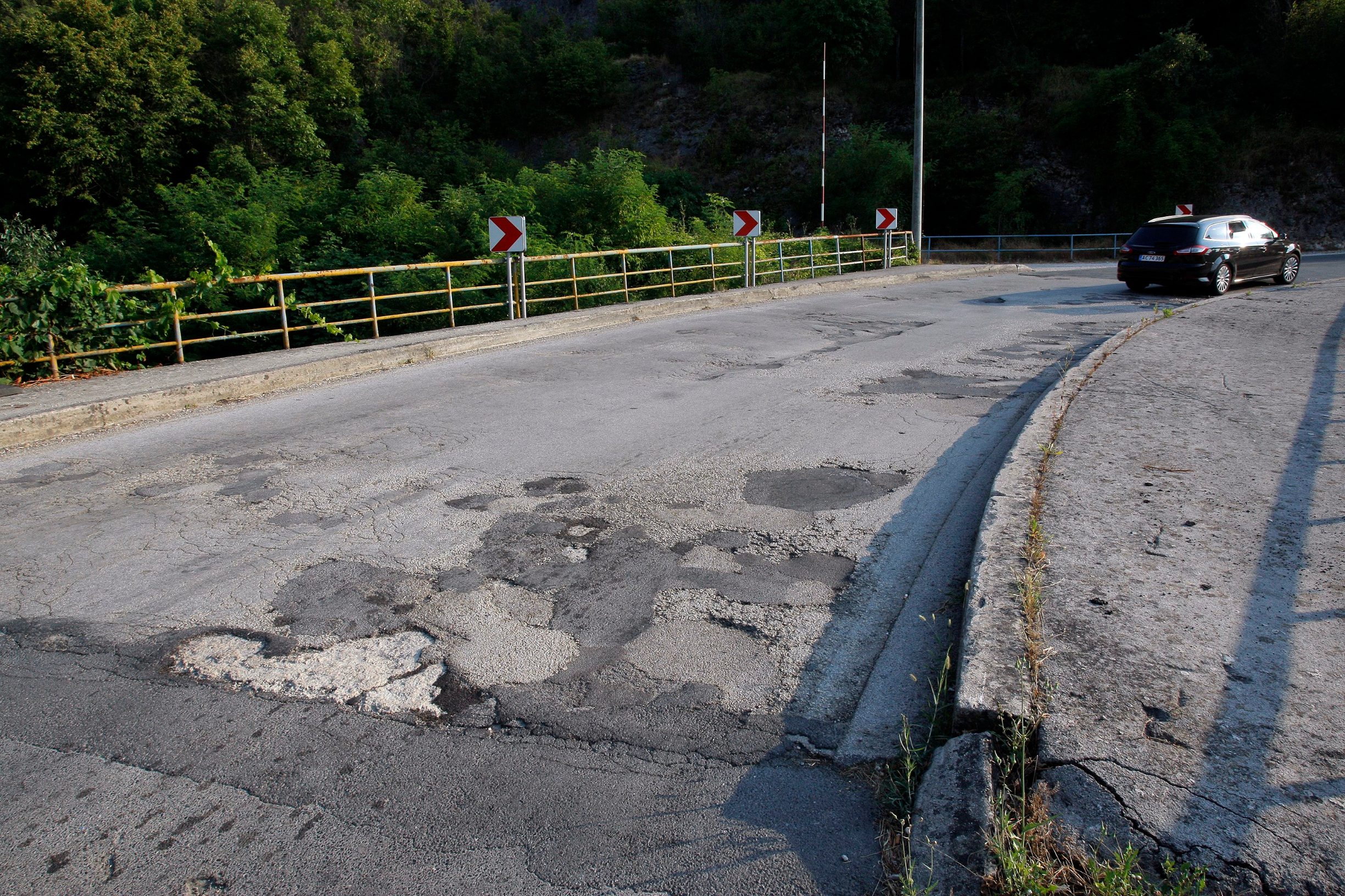 granica_kastel2-140713