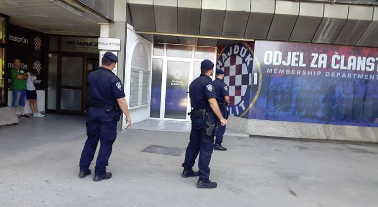 Policija Poljud ulaz