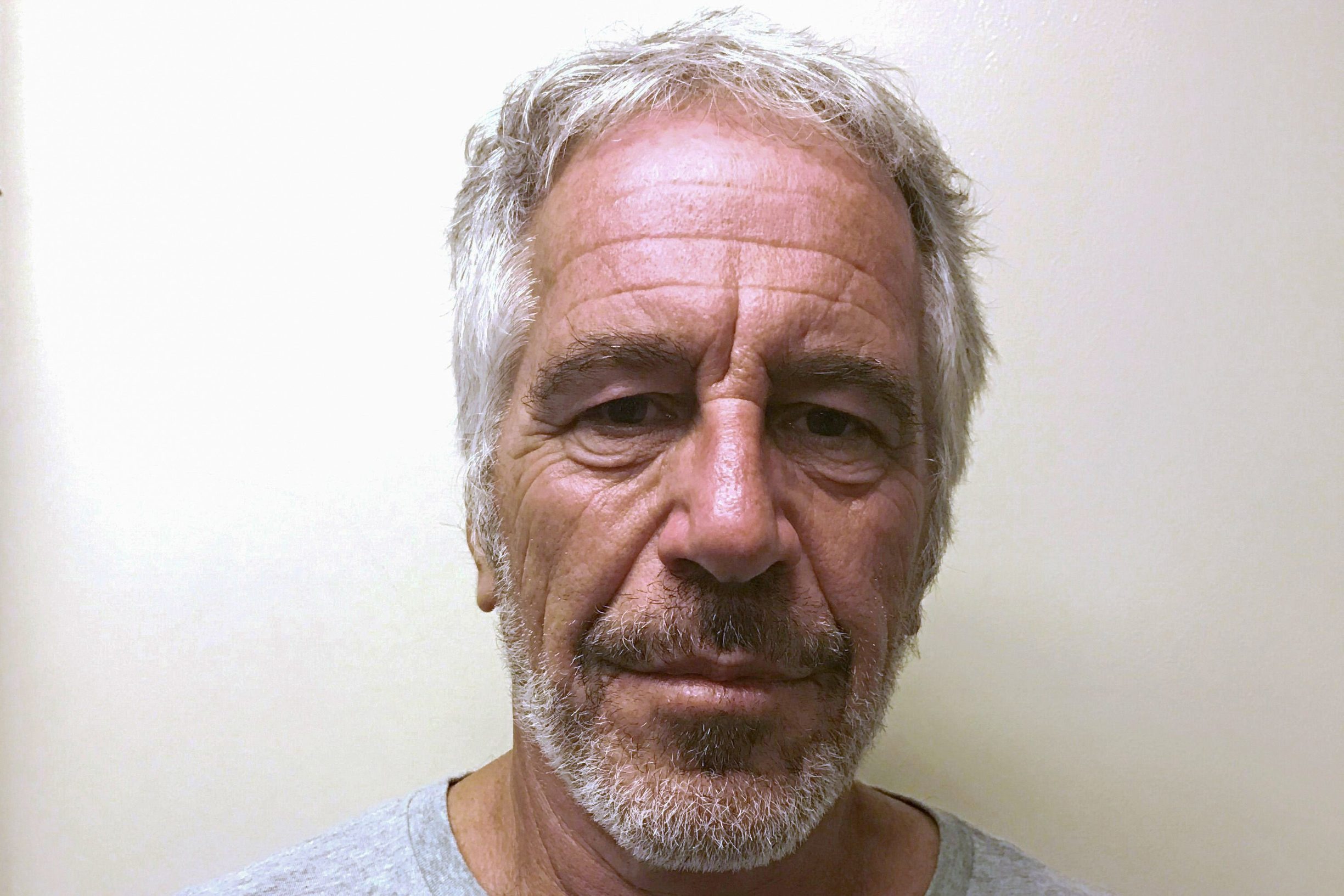 2019-07-25T172212Z_1662517099_RC1B886F72D0_RTRMADP_3_PEOPLE-JEFFREY-EPSTEIN