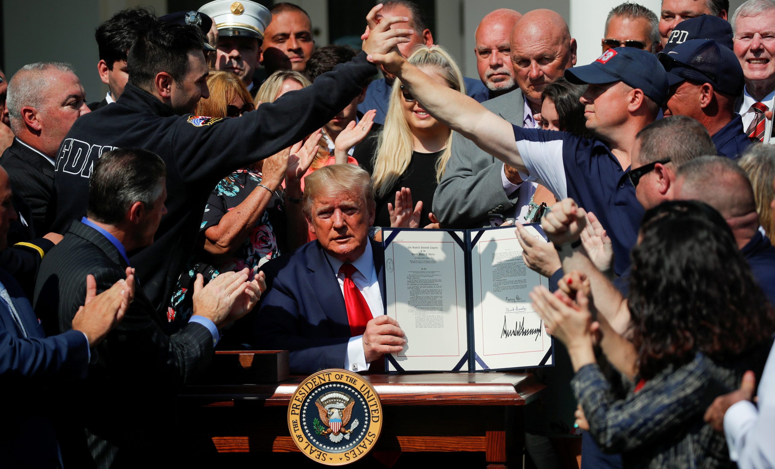 2019-07-29T000000Z_1650294764_RC12FB1C7C10_RTRMADP_3_USA-TRUMP